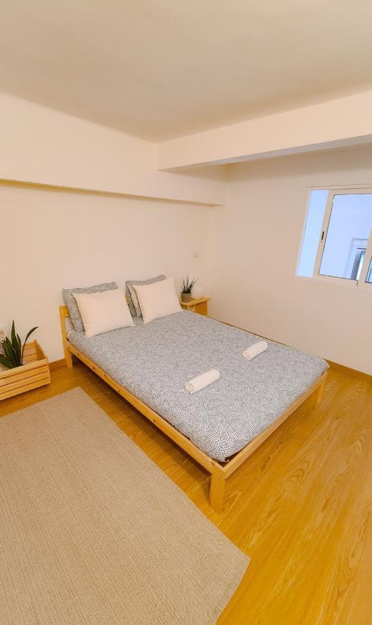 Mezzanine 4 Faro Apartment ภายนอก รูปภาพ